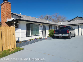 9674-9676 Lake Natoma Drive Apartments - Orangevale, CA
