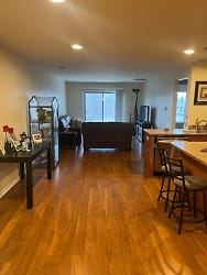 7839 24 Mile Rd - Shelby Township, MI