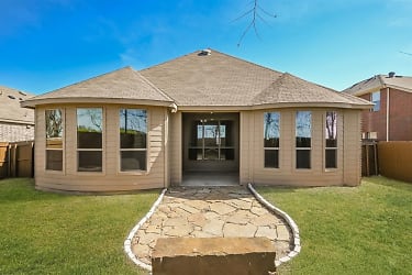 3115 Marble Falls Dr - Forney, TX