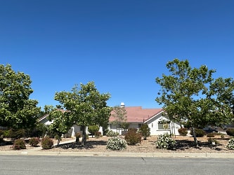 2490 Beechwood Dr - Paso Robles, CA