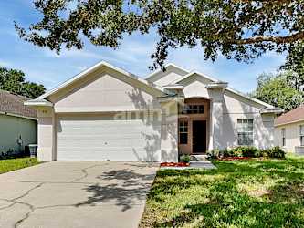 950 Woodsong Way - Clermont, FL