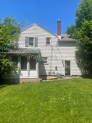 105 Shelbourne Rd - Rochester, NY