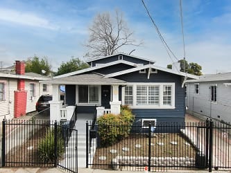 5930 Holway St - Oakland, CA