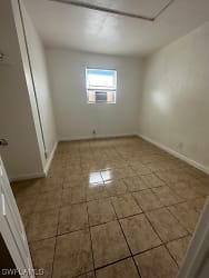 3033 2nd St #3 - Fort Myers, FL