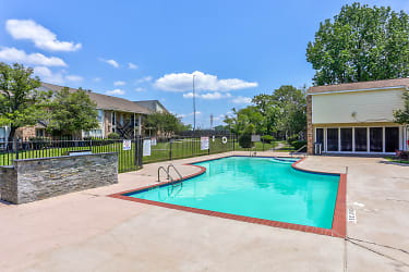Candleridge Park Apartments - Houston, TX