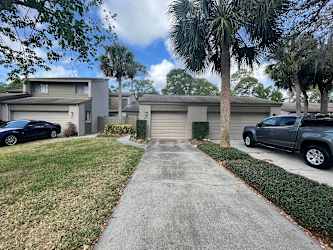 477 Meadowood Blvd - Fern Park, FL