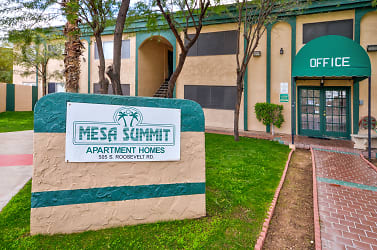 Mesa Summit Apartments - Mesa, AZ