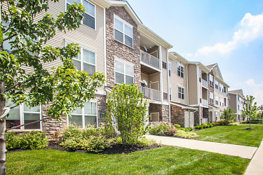Woodmont Place At Palmer Apartments - Easton, PA