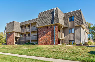 Hillsdale Apartments - Topeka, KS
