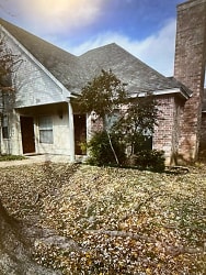 318 W Anderson St unit 100-200 200 - Weatherford, TX
