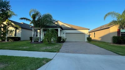 11449 Chilly Water Ct - Riverview, FL