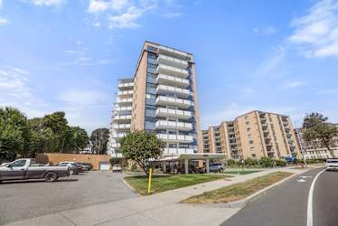 300 Lynn Shore Dr unit 406 - Lynn, MA