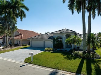 9912 NW 49th Pl - Coral Springs, FL