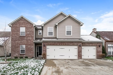 7529 Pipestone Dr - Indianapolis, IN