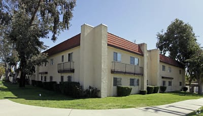 1405 E Lynwood Dr unit 14 - San Bernardino, CA