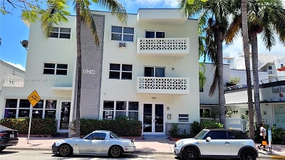 524 Washington Ave #213 - Miami Beach, FL