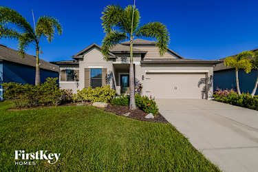 3911 Willow Walk Drive - Palmetto, FL