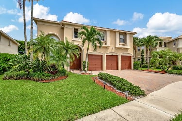 9141 Delemar Ct - Wellington, FL