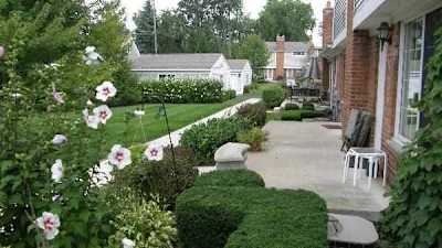 Edgewood Court Townhomes Apartments - Birmingham, MI