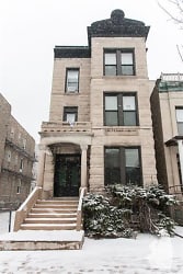 3731 N Sheffield Ave - Chicago, IL