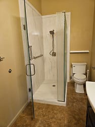 NEW stand-up shower