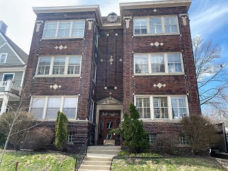 2611 N Stowell Ave unit G - Milwaukee, WI