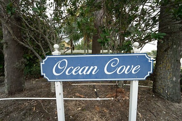 142 Ocean Cove Dr - Jupiter, FL