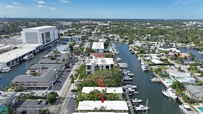 1525 SE 15th St #1 - Fort Lauderdale, FL