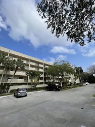 2900 NW 42nd Ave #A508 - Coconut Creek, FL