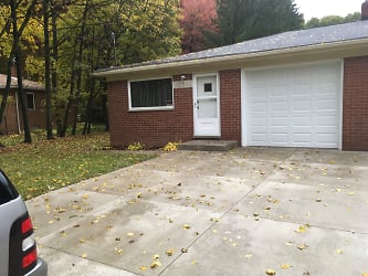 1969 Conwill Rd unit 1969 - Stow, OH