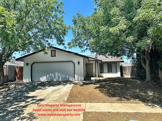 550 Driftwood Ave - Tulare, CA