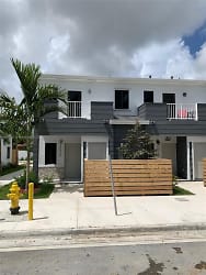 25338 SW 135th Ave #107 - Homestead, FL