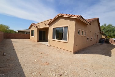9940 E Caldera Pl Apartments - Tucson, AZ