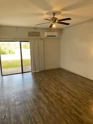 2180 Country Club Dr unit 112 - Titusville, FL