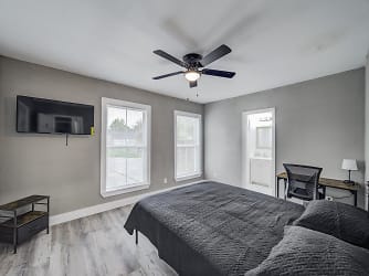 Room For Rent - Dallas, TX
