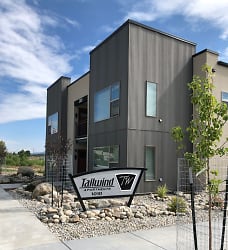 1000 Tailwind St - Poncha Springs, CO
