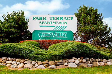 Park Terrace Apartments - Park City, IL