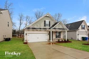 104 Wild Lily Dr - Greenville, SC