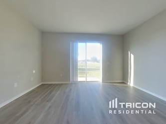 5530 Sycamore Canyon Drive - Kissimmee, FL