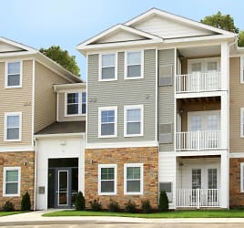 The Arbors At Brighton Park Apartments - Bloomfield, CT