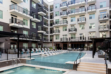 Modera Domain Apartments - Austin, TX
