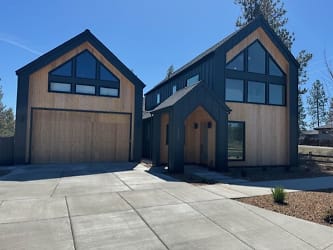3093 NW Blodgett Wy - Bend, OR
