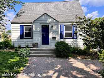1220 Carroll Ave - Ames, IA