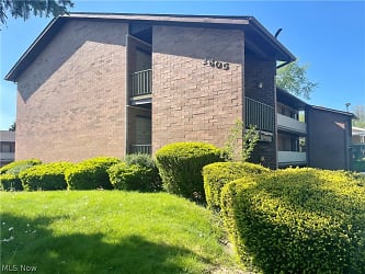 2605 Terrace Ave #9 - Akron, OH