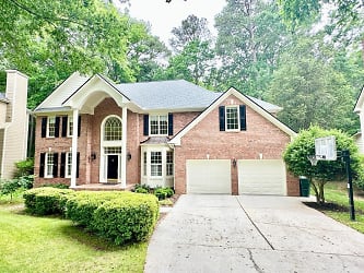 108 St Lenville Dr - Cary, NC