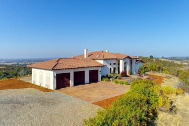 7630 Goose Hill Ranch Rd - Ione, CA