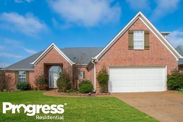 9129 William Paul Dr - Olive Branch, MS