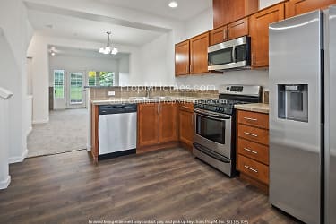 380 NW 116th Ave unit 103 - Portland, OR