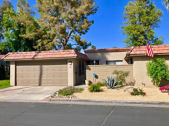 68462 Calle Americana unit Leased - Cathedral City, CA