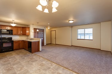 7243 Independence Loop unit 4 - undefined, undefined
